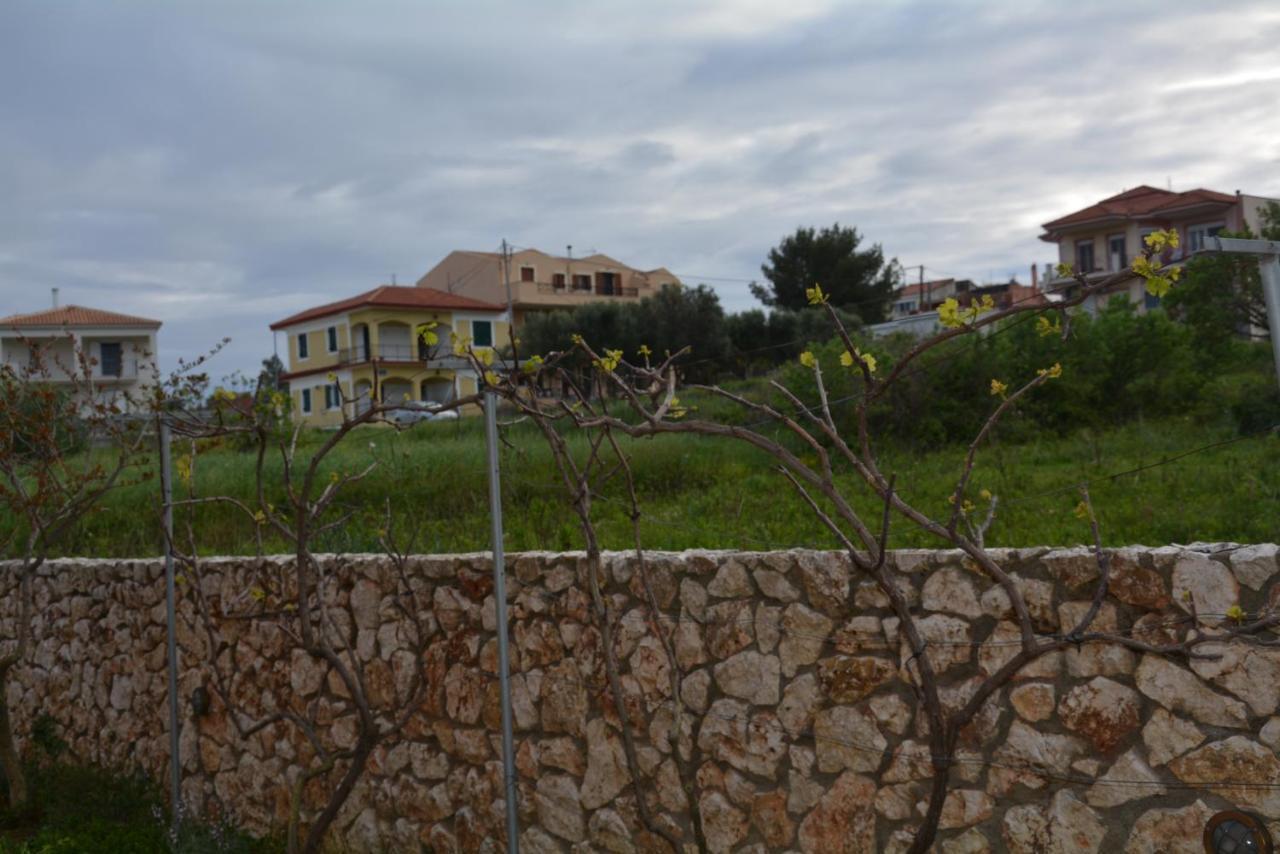 Lotus Sea View Studio Apartment 2 Lixouri Exterior foto